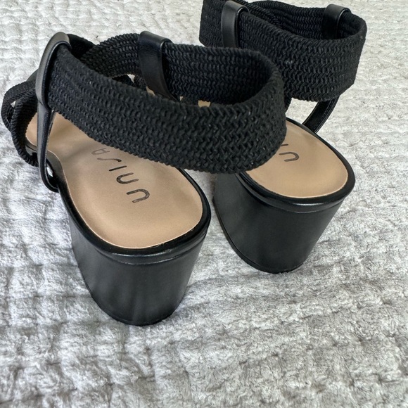 UNISA size 10 shoes black - Picture 5 of 6